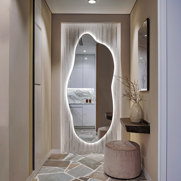 Led backlit mirror pebble shape 45x100 cm