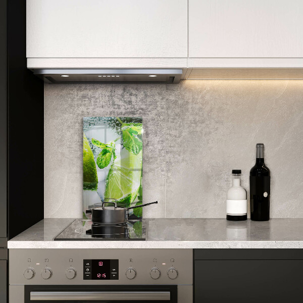 Glass worktop saver Water with lime and ice