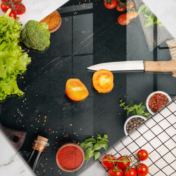 Chopping board glass Cherry tomatoes