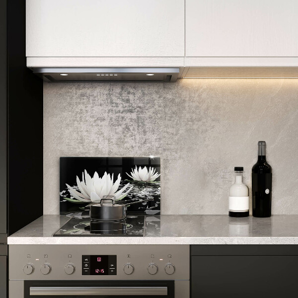 Chopping board glass White lilies on the water