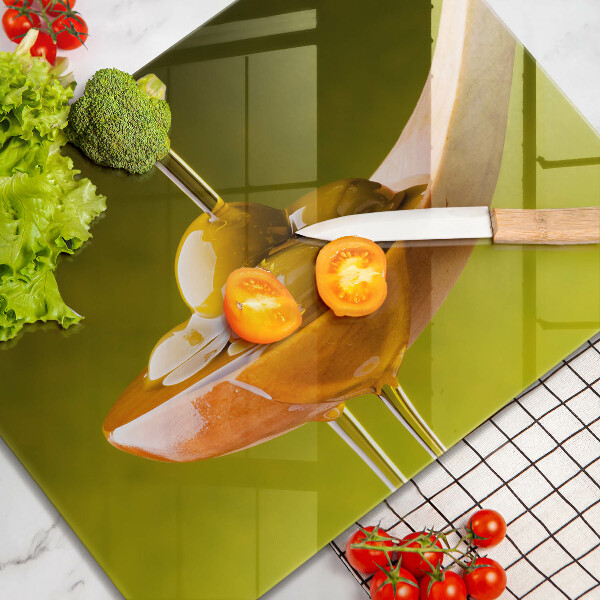 Chopping board glass Oliwa and olives