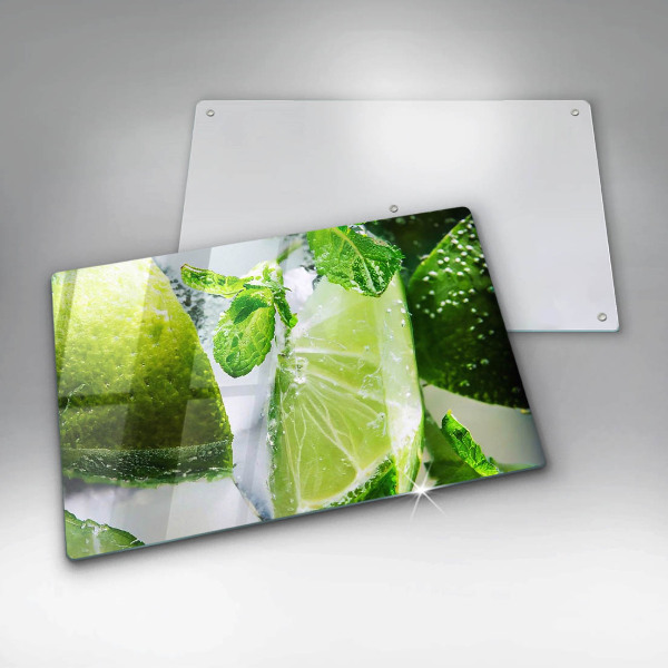 Chopping board glass Water with lime and ice