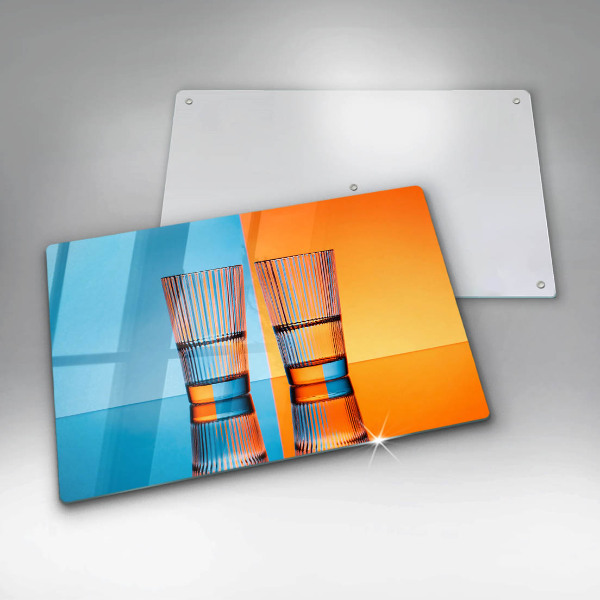 Chopping board glass Two glasses of water