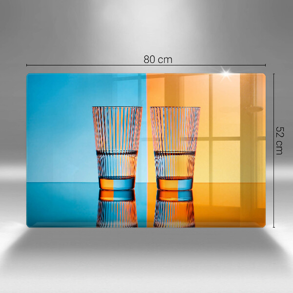 Chopping board glass Two glasses of water