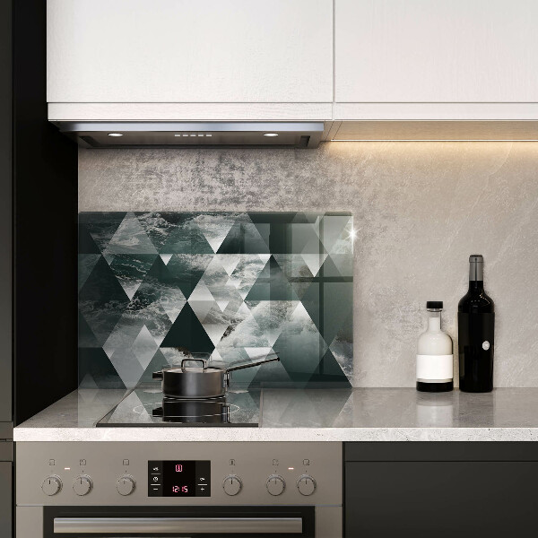 Chopping board glass Triangles and water