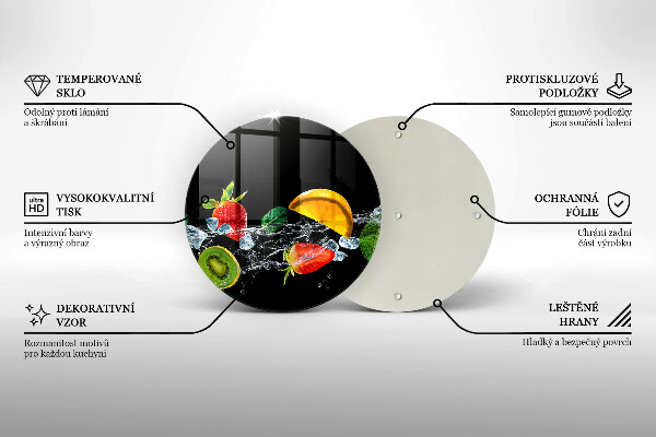 Cutting board Fruits in water