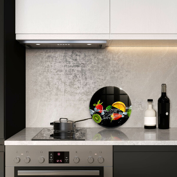 Cutting board Fruits in water