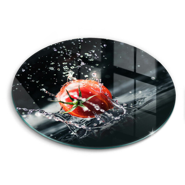 Cutting board Tomato in water