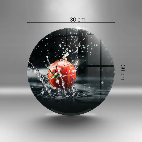 Cutting board Tomato in water