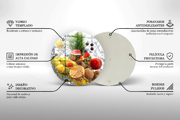 Chopping board Juicy fruit and water