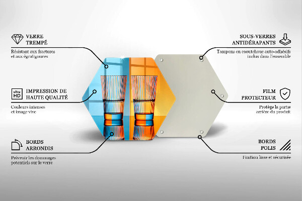Chopping board Two glasses of water