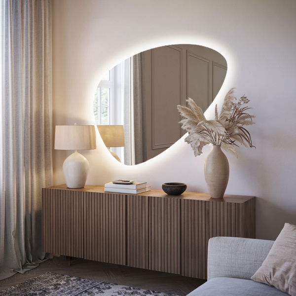 Egg-shaped LED mirror 50x70 cm
