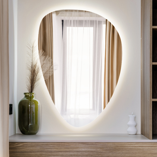 Egg-shaped LED mirror 50x70 cm