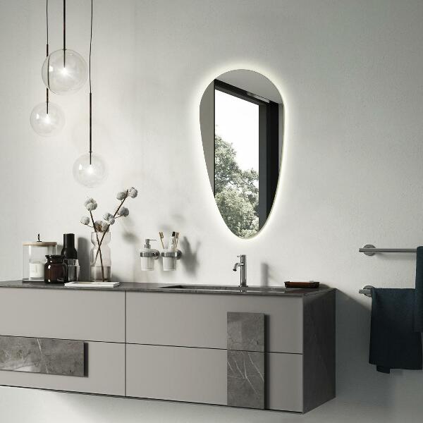 Led light mirror tear shaped 45x90 cm