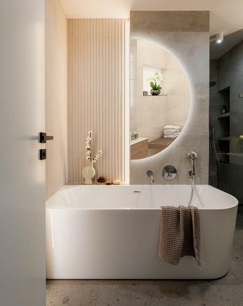 Half-circle led light mirror 50x100 cm