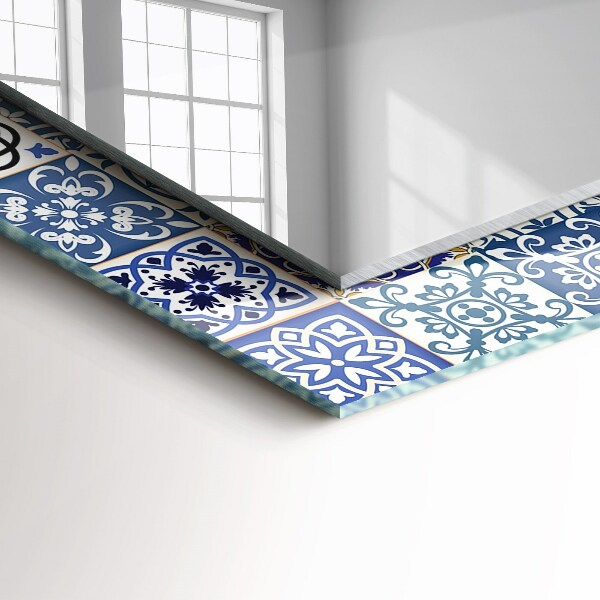 Decorative mirror Moroccan motifs