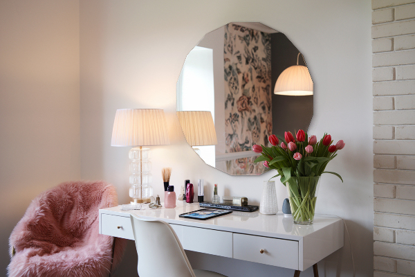 Mirror polygon modern accessory 100x100 cm