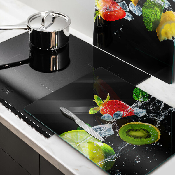 Kitchen worktop saver Fruits in water