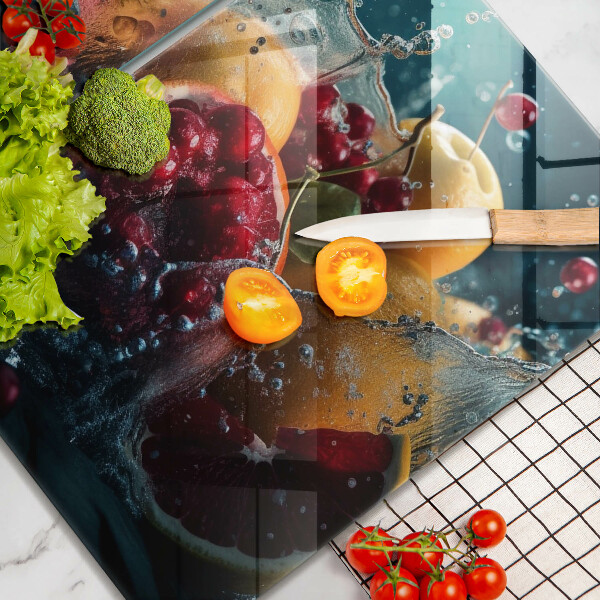 Kitchen worktop saver Fruits in water