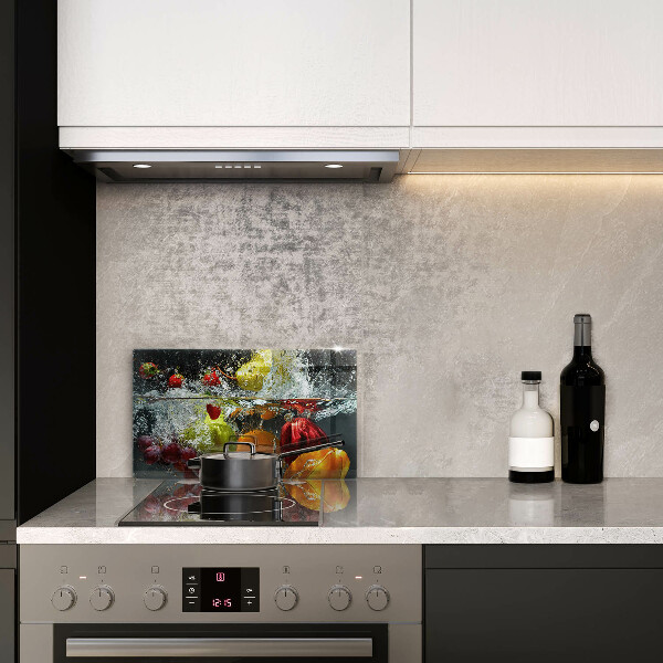 Kitchen worktop saver Juicy fruit in water