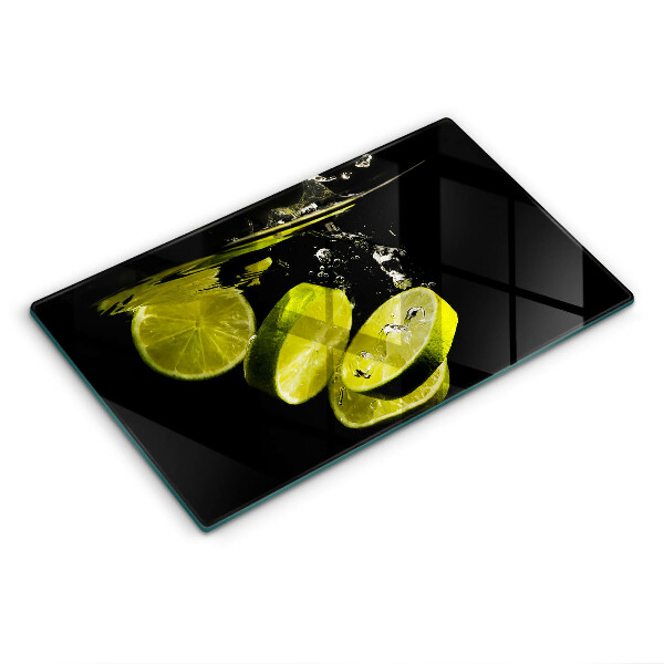 Glass worktop saver Lime in water