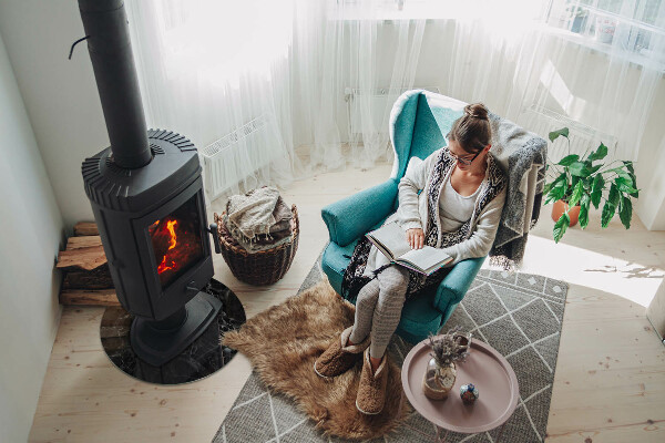 Round glass fire hearth Elegant marble pattern