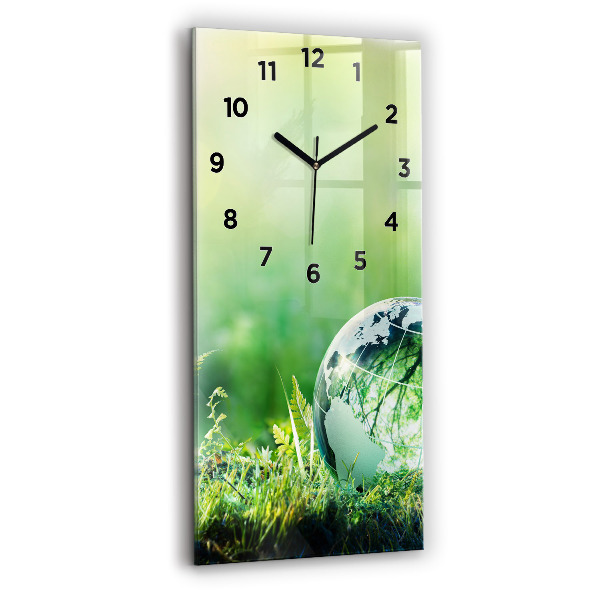 Modern vertical wall clock Globe