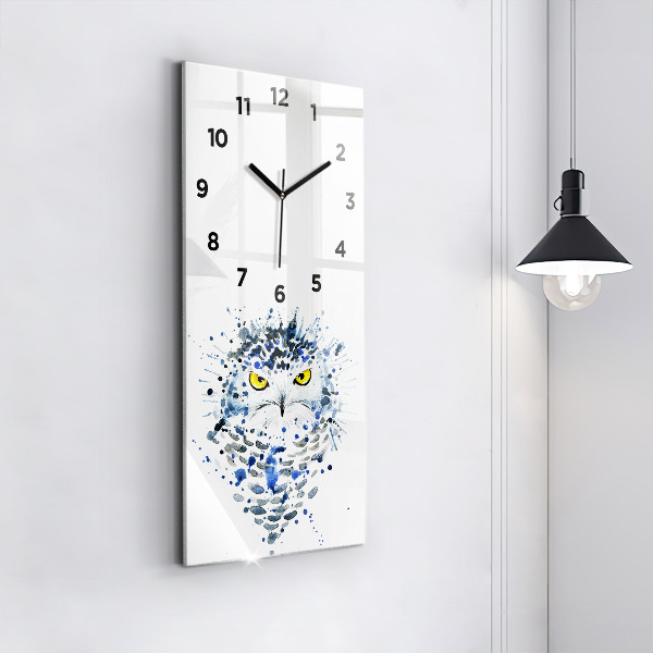 Modern vertical wall clock Owl look