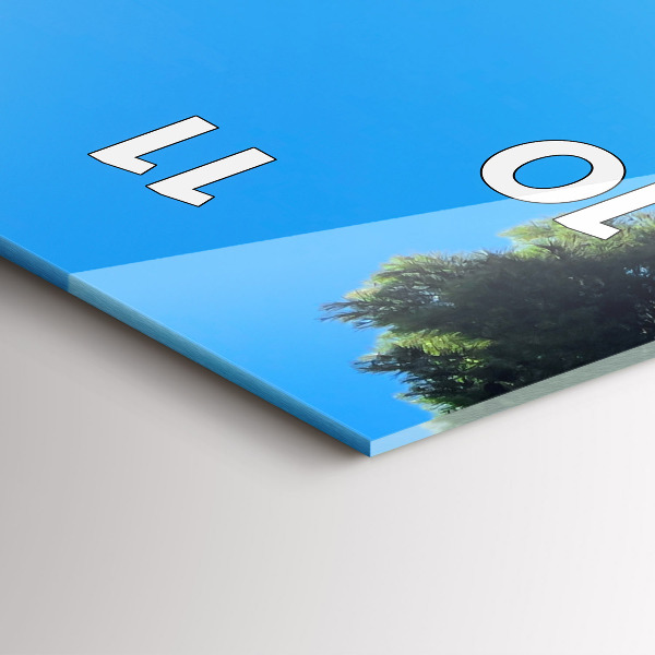 Modern vertical wall clock Costa Brava