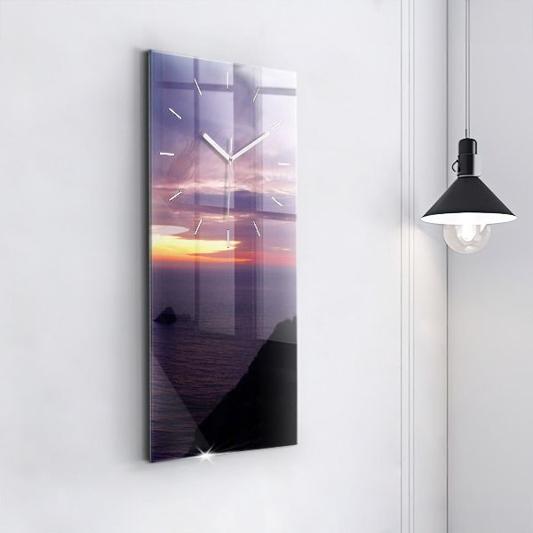 Modern vertical wall clock Stone head