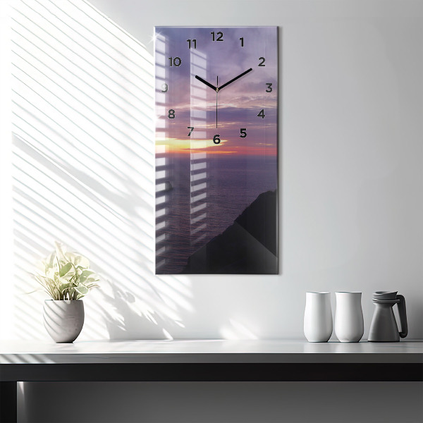 Modern vertical wall clock Stone head