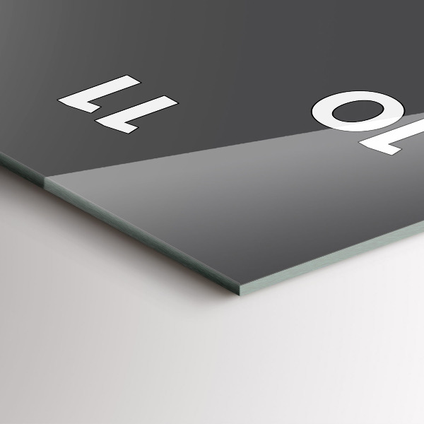 Modern vertical wall clock Color gray