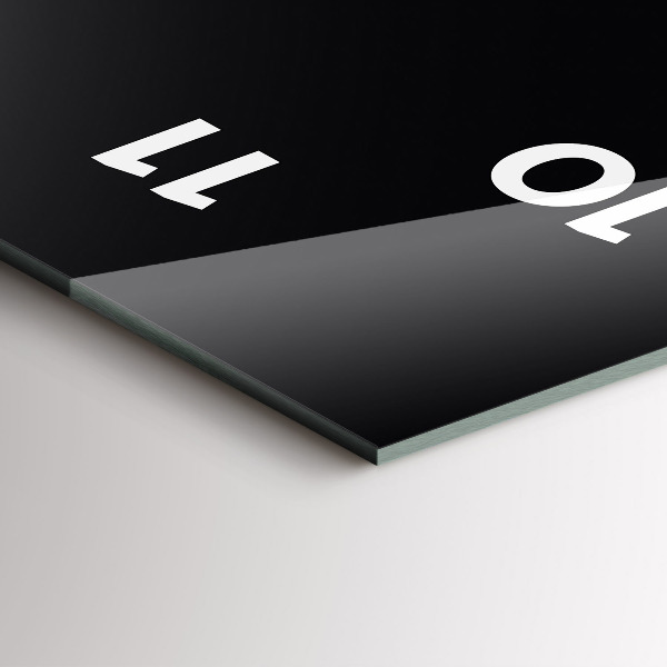 Modern vertical wall clock Color black