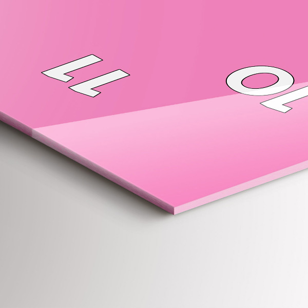 Modern vertical wall clock Color pink