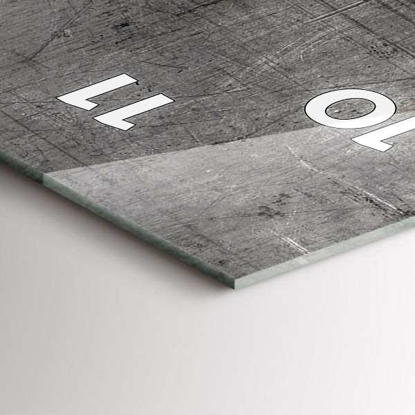 Modern vertical wall clock Metal wall