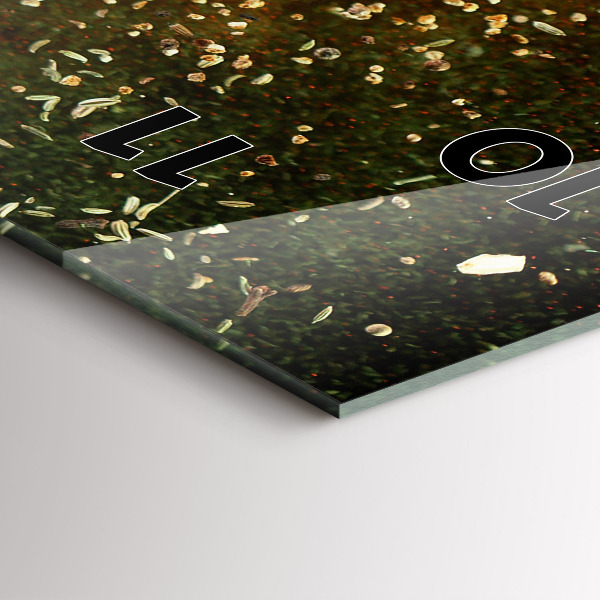 Modern vertical wall clock Spice abstraction