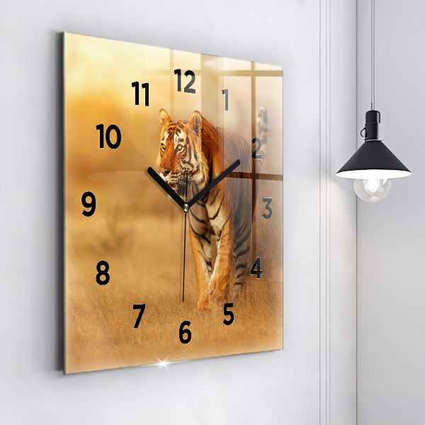 Square glass wall clock Hunting Tiger