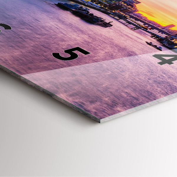 Square glass wall clock View of London