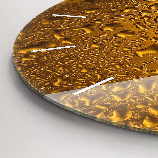 Round glass clock A mug of beer