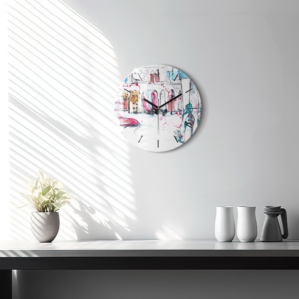 Round glass clock The element of femininity