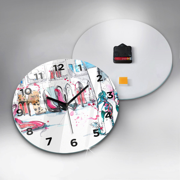 Round glass clock The element of femininity