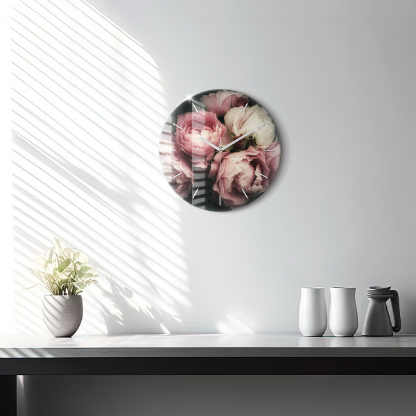 Round glass clock Bouquet of pink roses