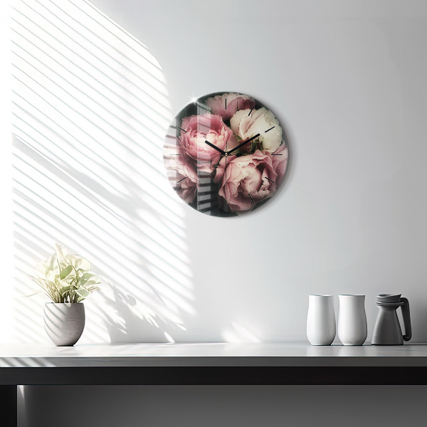 Round glass clock Bouquet of pink roses