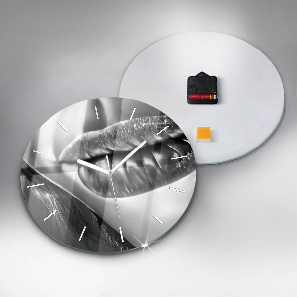 Round glass clock 'Woman''s lips'