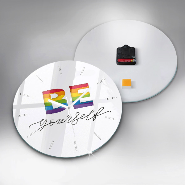 Round glass clock The inscription Be yourself