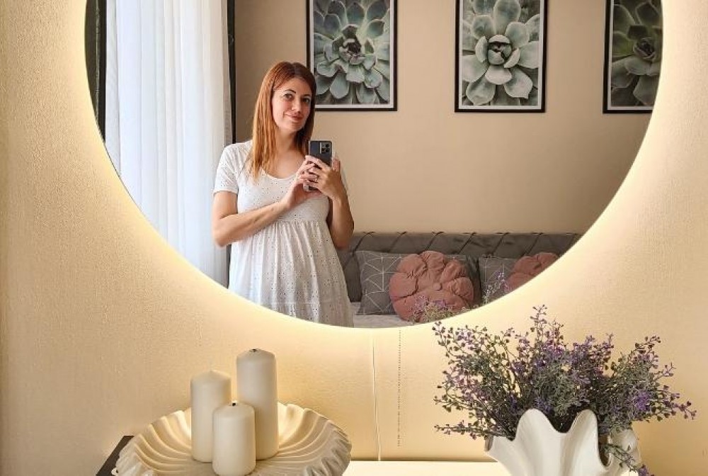 mirror selection